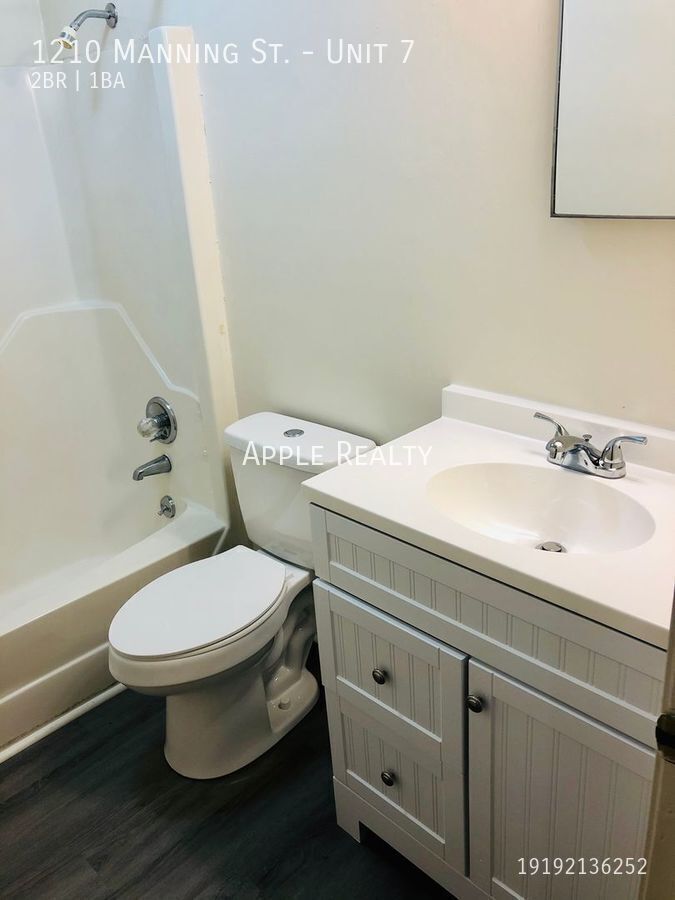 Building Photo - 1210 Manning St