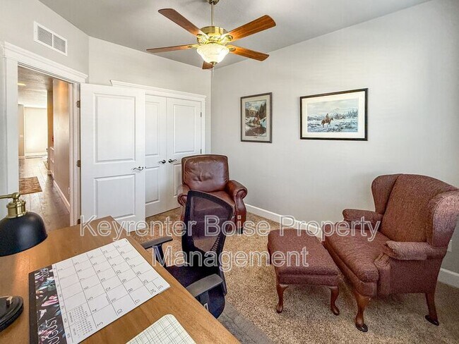 Building Photo - 9753 W Wildbranch Dr