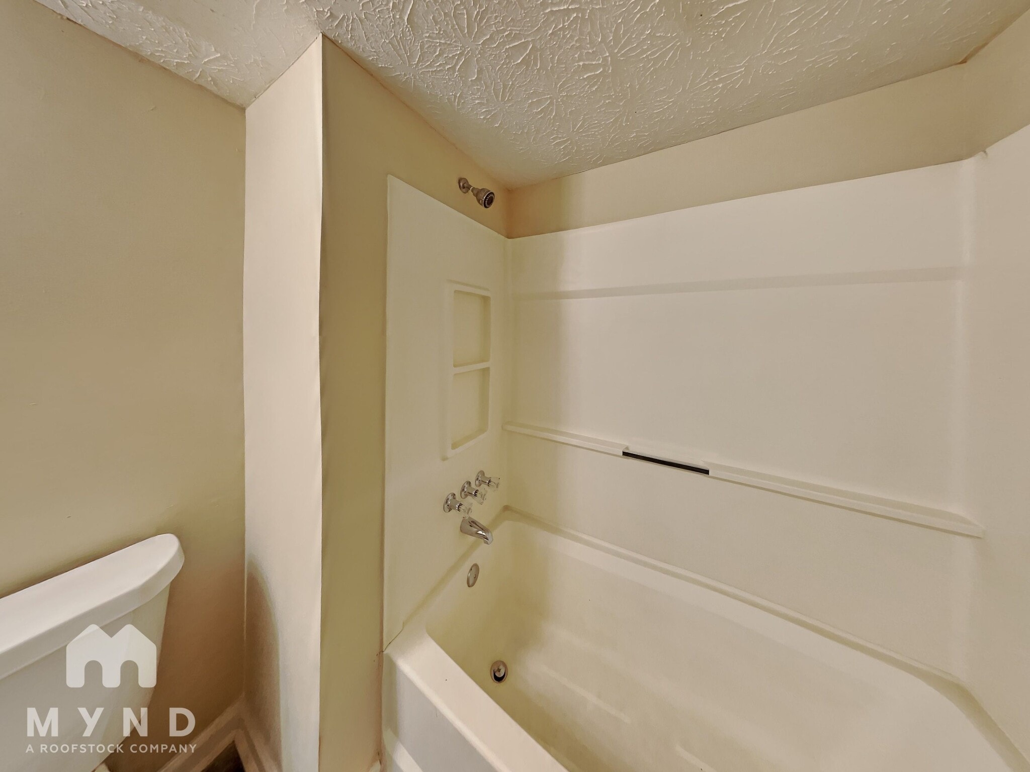 Building Photo - 1626 Sugar Downs Ct SE