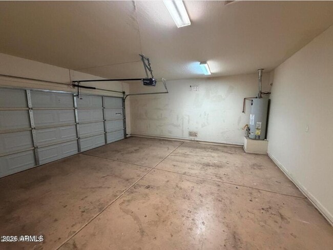 Building Photo - 421 W Wisteria Pl