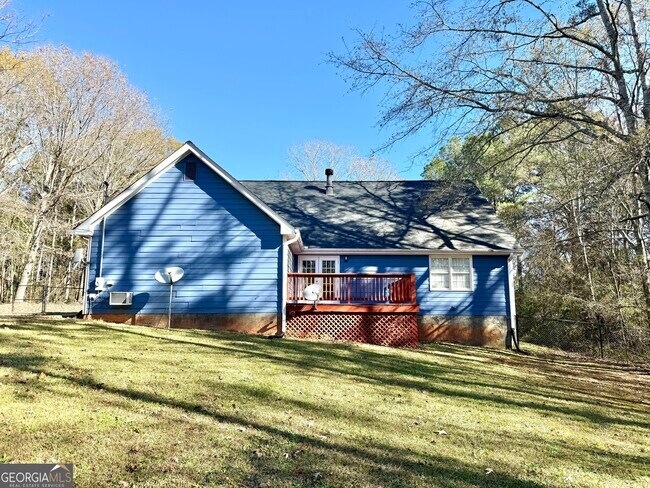 Building Photo - 4770 Colham Ferry Rd