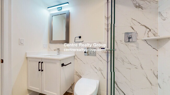 Building Photo - 132 Sherman St