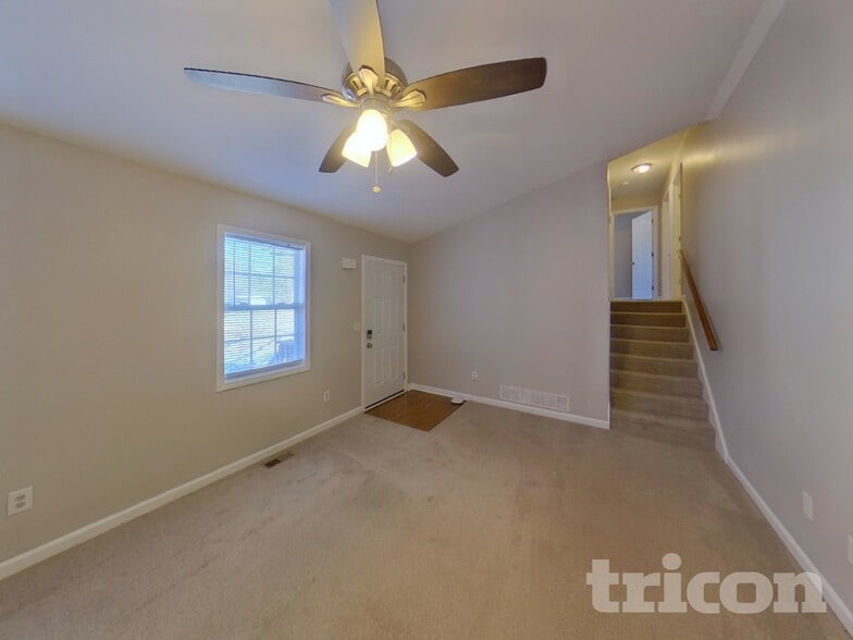 Building Photo - 125 Kennedy Dr