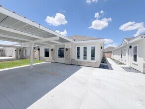 Building Photo - Beautiful Brand New 3 b/2bath Apartment in...