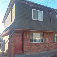 Building Photo - 1452 E 16th St