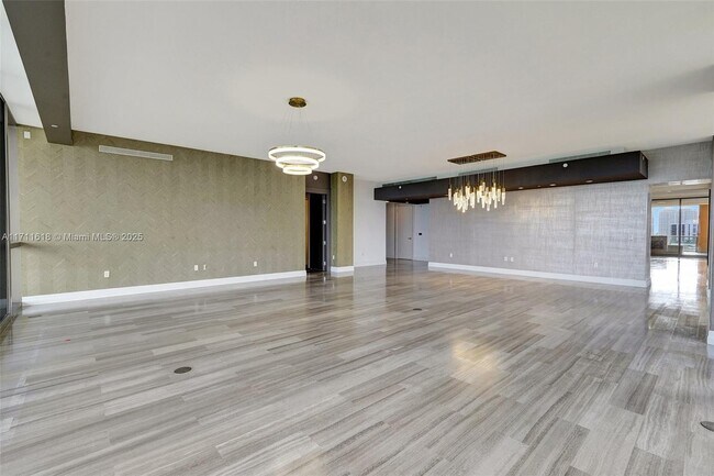 Building Photo - 17749 Collins Ave