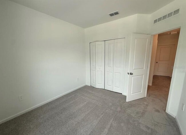 Building Photo - 2644 Skyline Lp