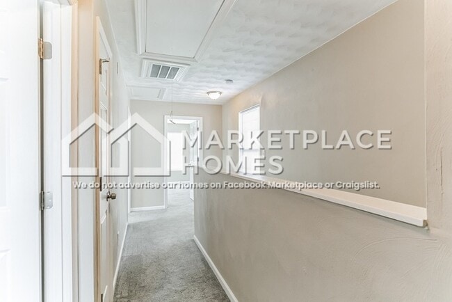 Building Photo - 781 C Ave