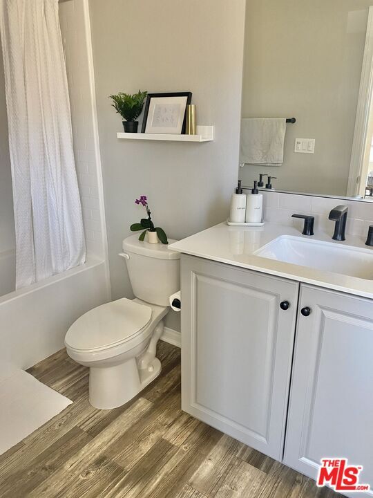 Building Photo - 713 Daniel Freeman Cir