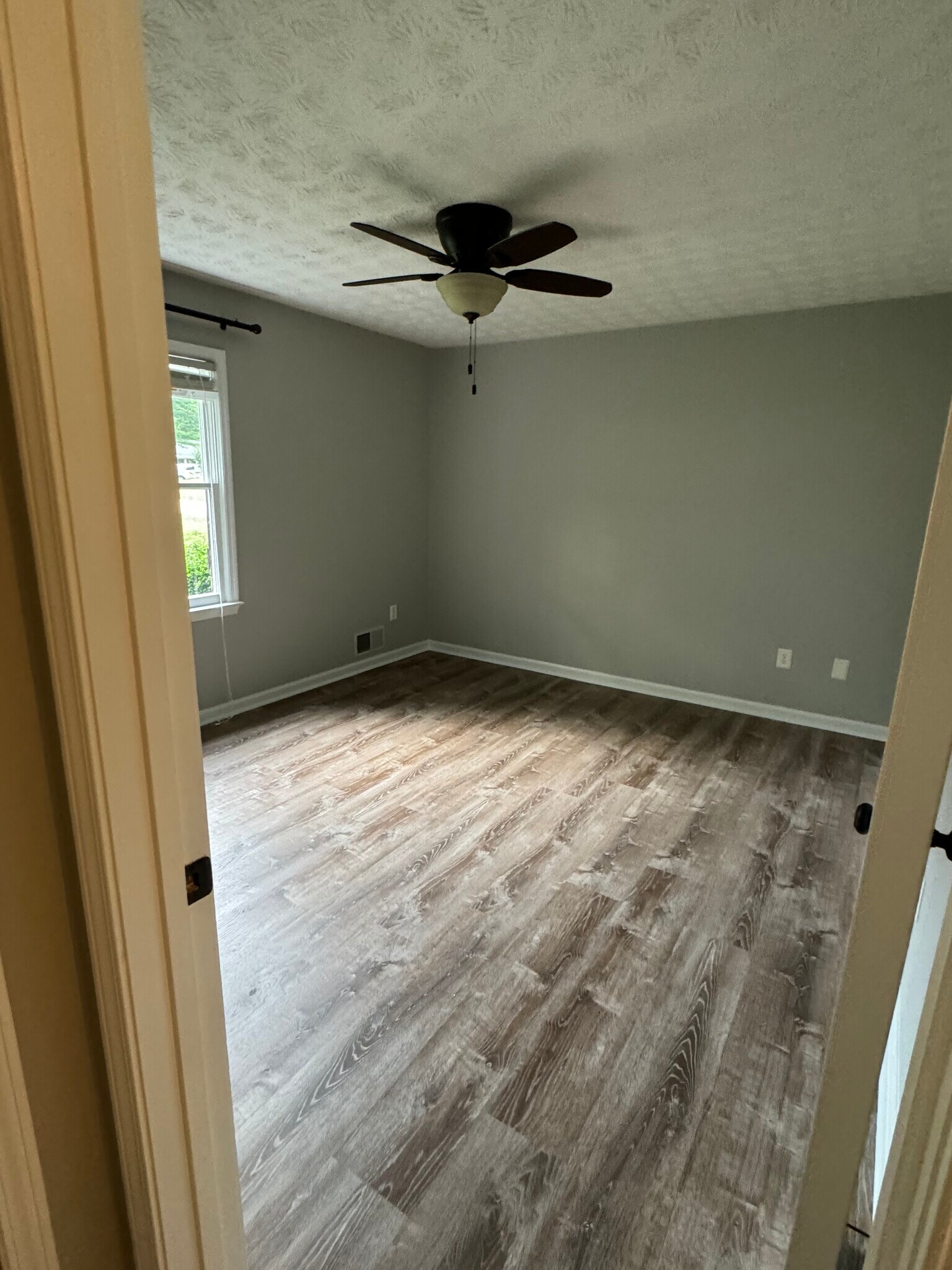 Building Photo - 1490 Crooked Creek Rd