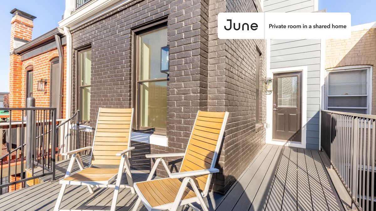 Building Photo - Room in Shared 2 bed/2.5 bath home