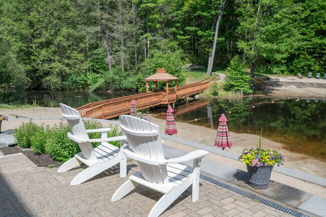 Building Photo - 213 Ledge Dr