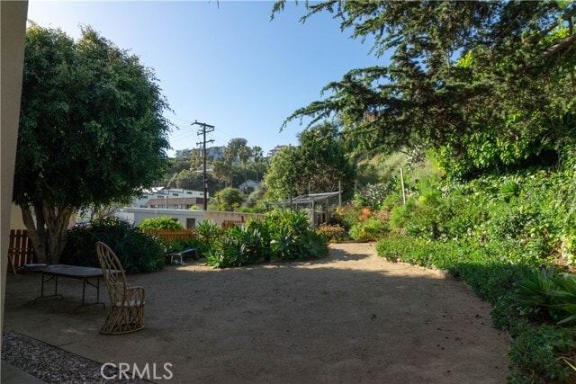 Building Photo - 925 Poli St