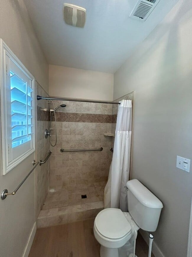 Building Photo - 2 Story house in Cul-De-Sac