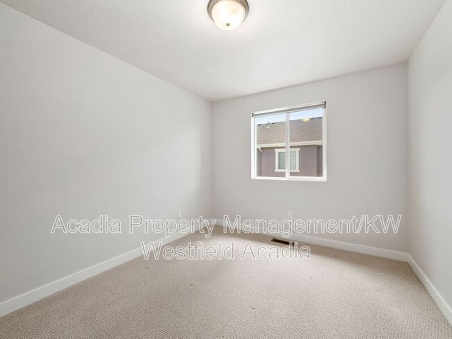 Building Photo - 15083 S Reins Wy