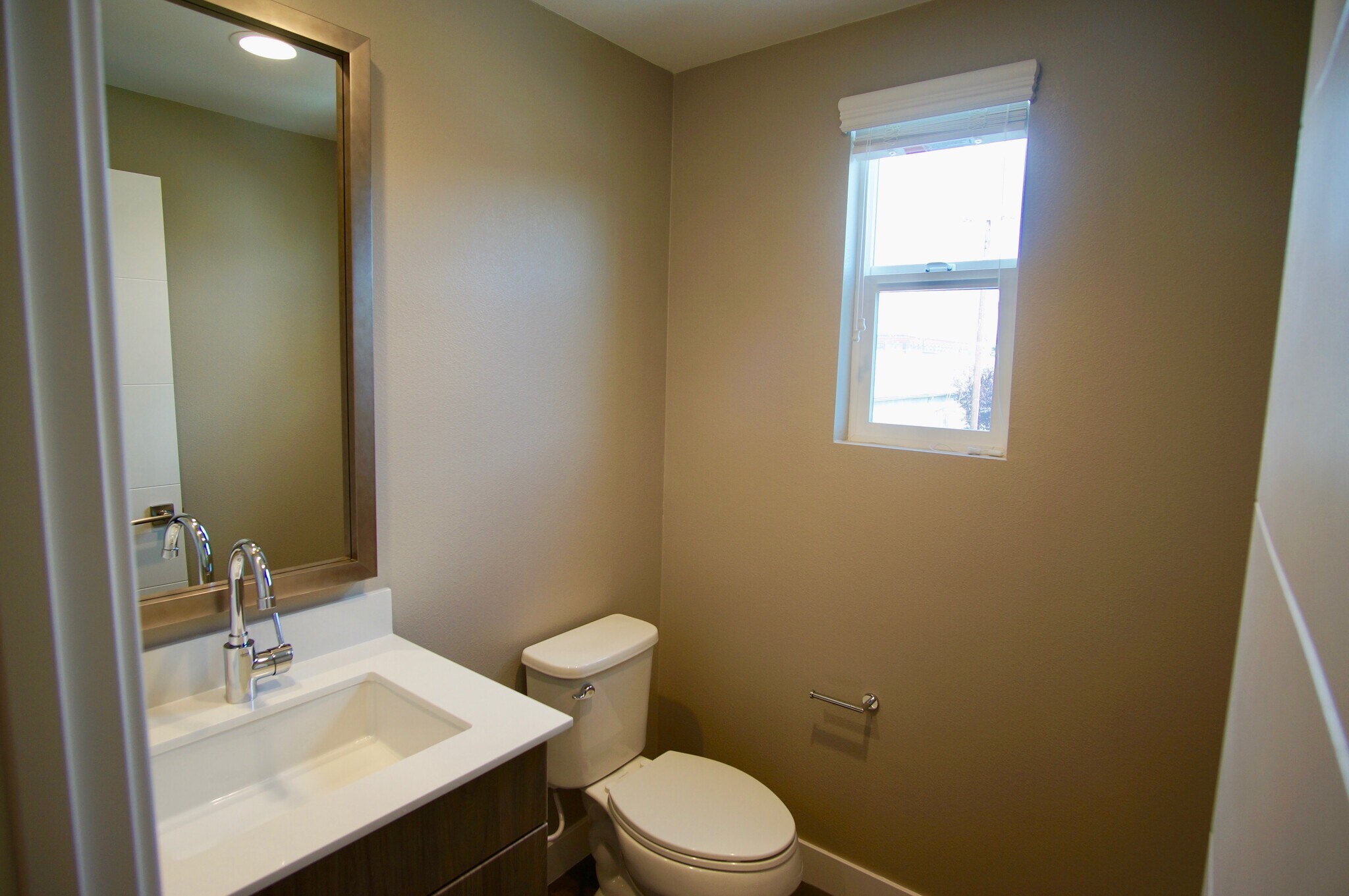 Building Photo - 1427 Wood St