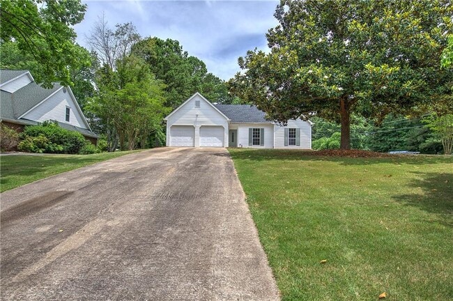 Building Photo - 4100 Chanticleer Dr NW
