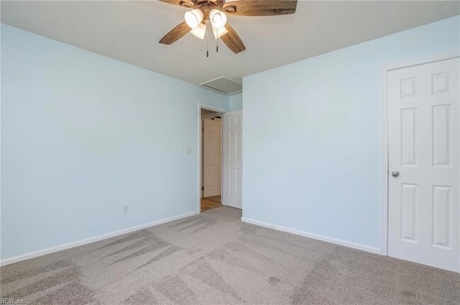 Building Photo - 521 Shakespeare Dr