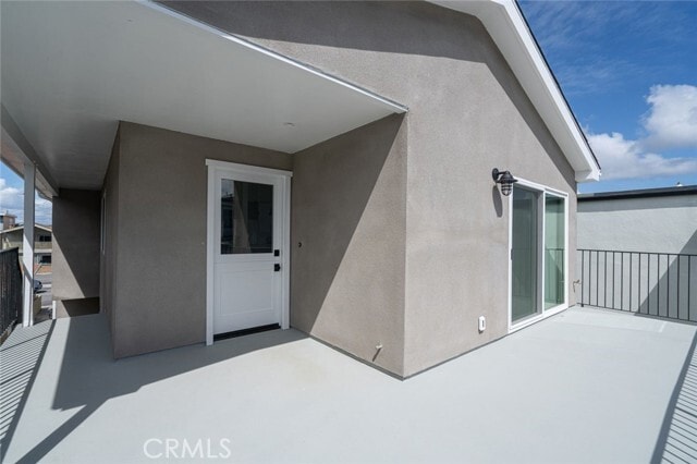 Building Photo - 905 W Balboa Blvd