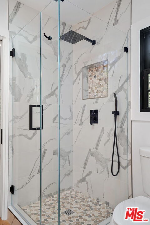 Building Photo - 4130 Verdugo View Dr