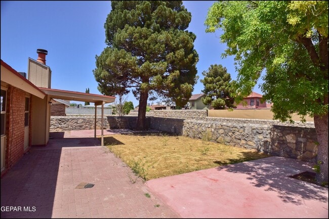 Building Photo - 11645 Gordon Cooper Ln