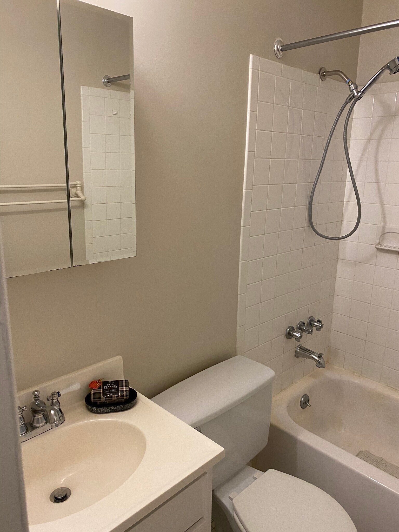 Bathroom - 34 Navajo Ct