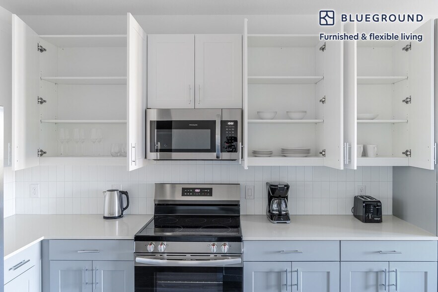 Building Photo - 11600 Spirit Dr