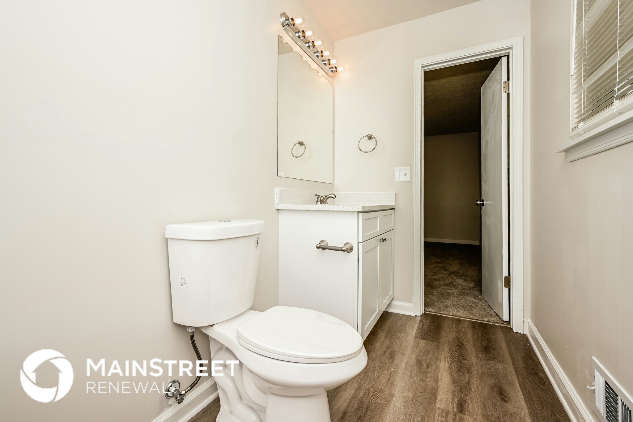 Building Photo - 5762 Northspring Dr