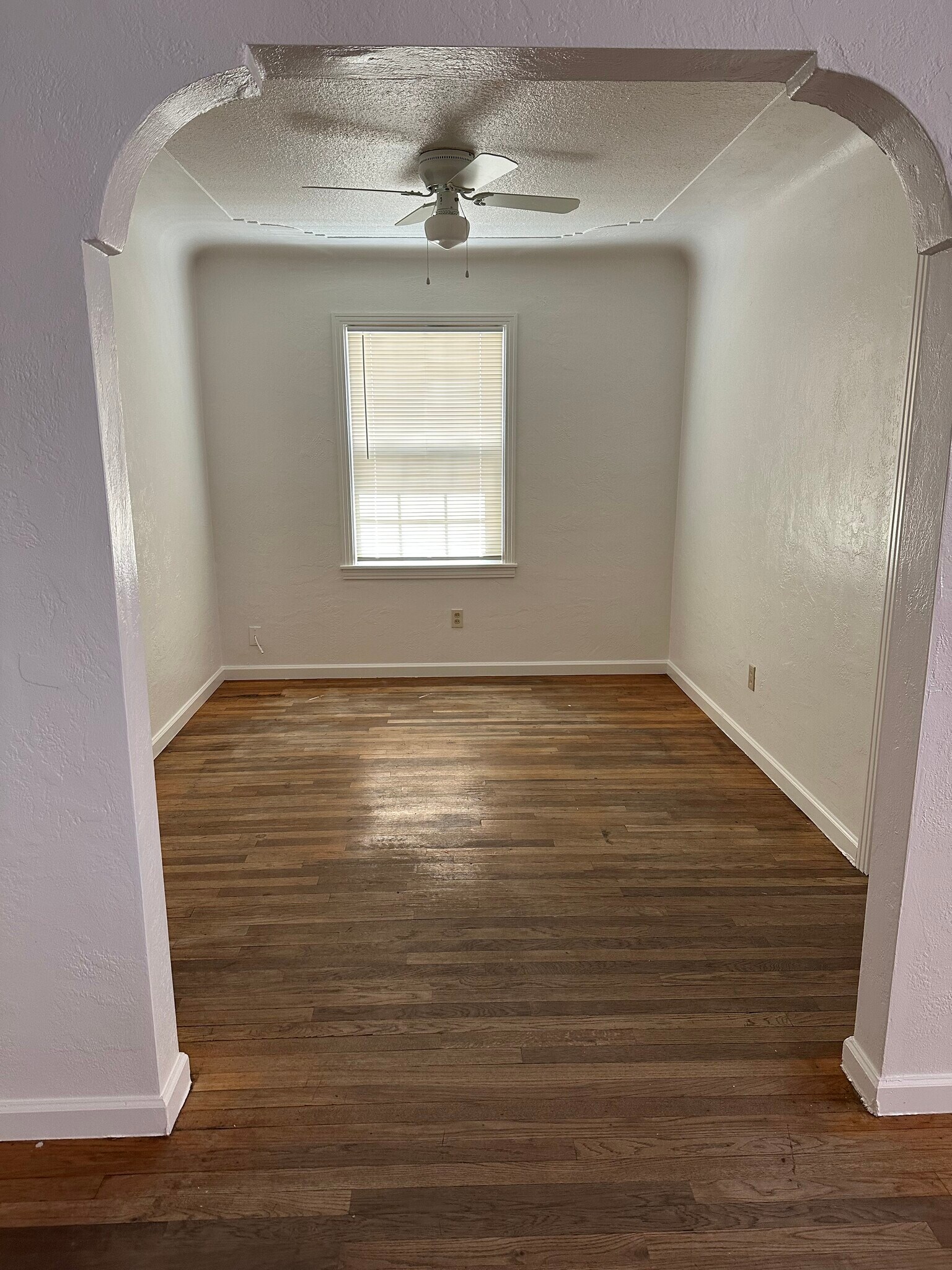 Dining room - 2120 5th St