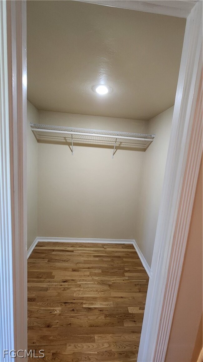 Building Photo - 6118 Montego Bay Loop