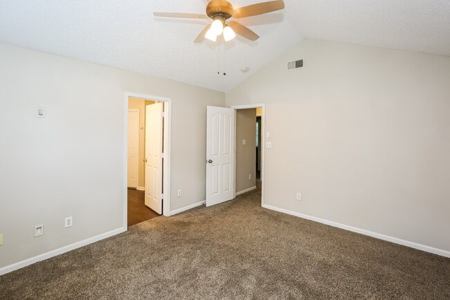 Building Photo - 7517 Grabill Dr