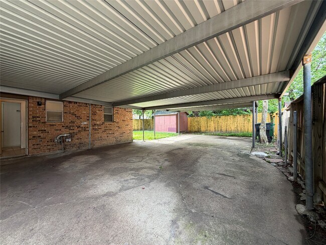 Building Photo - 8842 Barton St