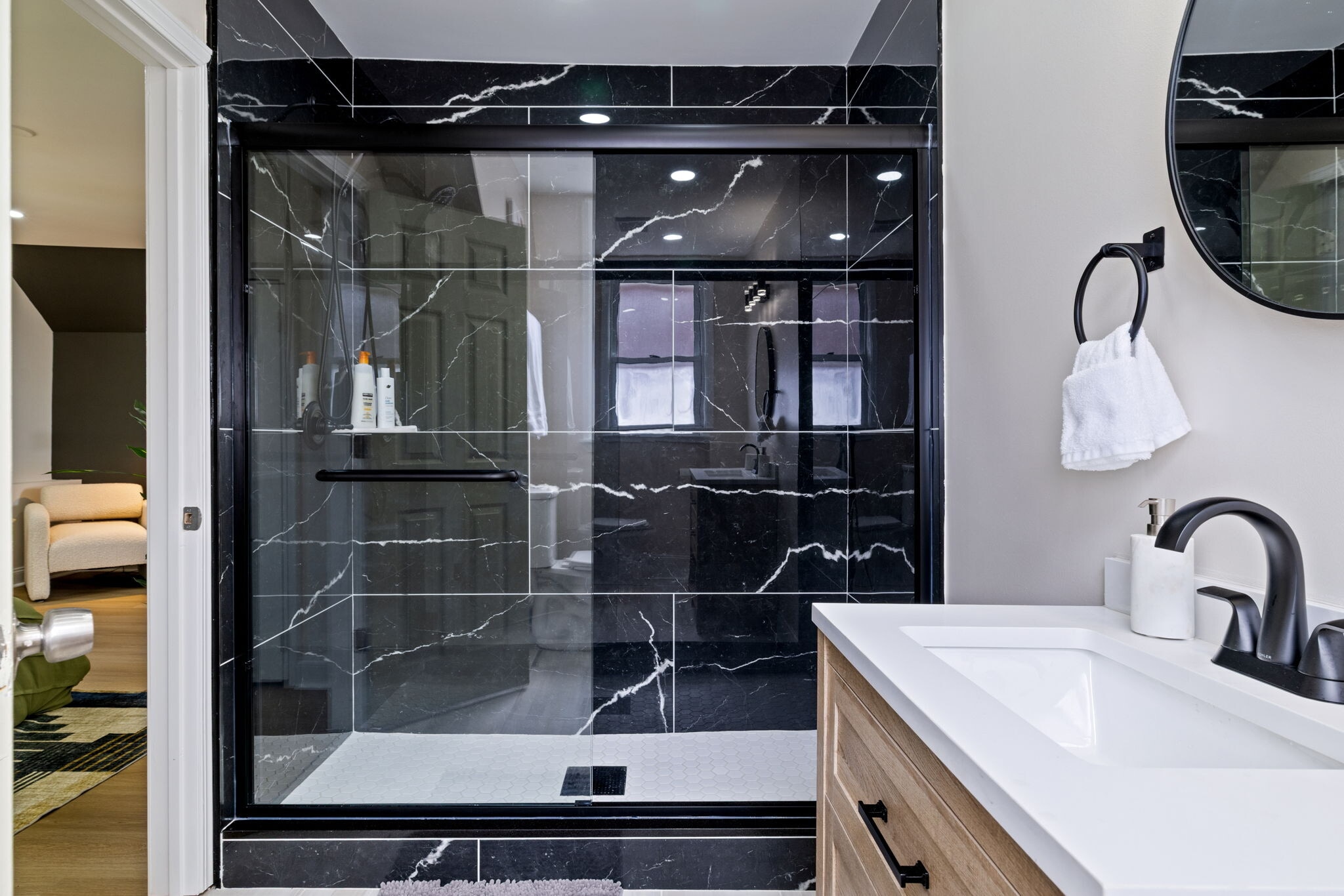 Bathroom - 845 Chislett St