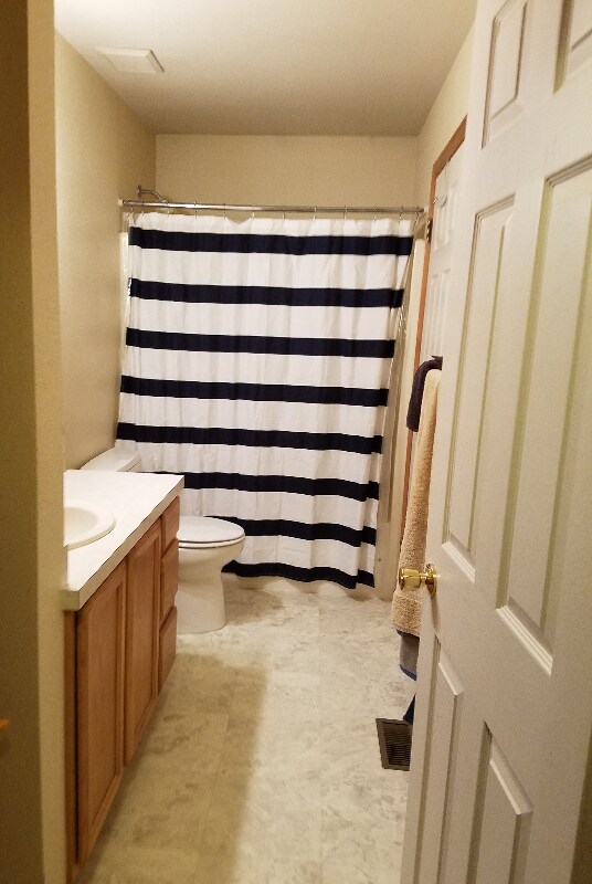 Building Photo - 2323 Ponderosa Ct