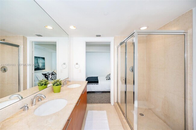 Building Photo - 50 Biscayne Blvd