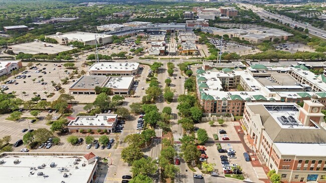 Building Photo - 2299 Lone Star Dr