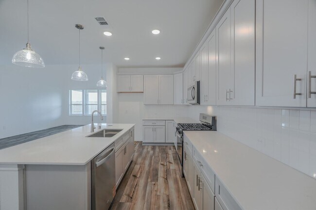 Building Photo - 15135 Wild Gully Wy