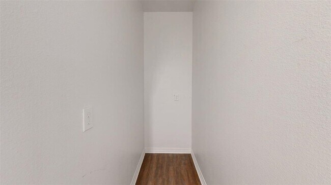 Building Photo - 2139 Big River St