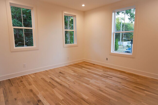 Building Photo - 1000 Camilla Caldwell Ln