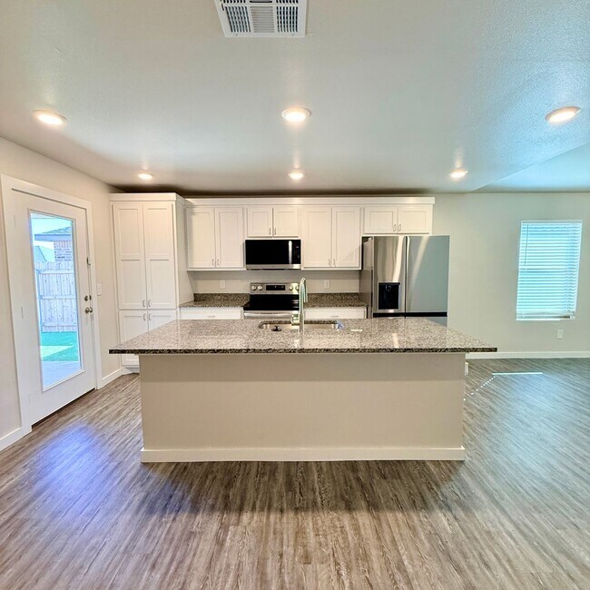 Building Photo - 1/2 Off First Months Rent! - 3 Bedroom 2 Bath Home Available Now In Elm Meadows!