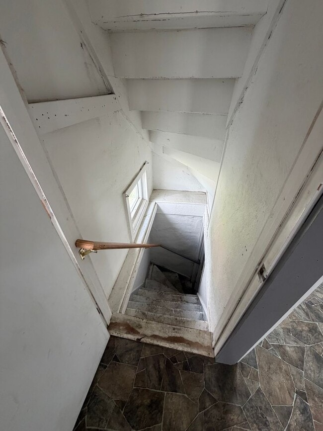 Building Photo - Quaint one bedroom Home!