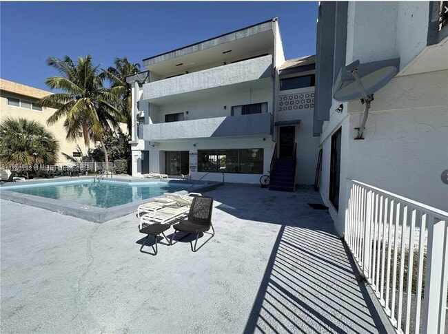 Building Photo - 3582 NE 171 St