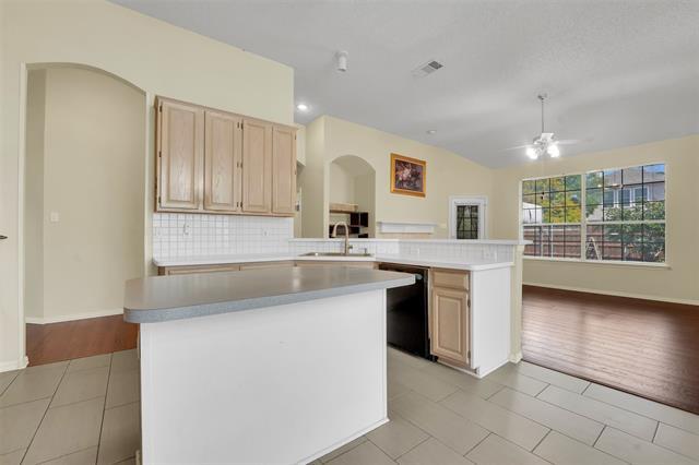 Building Photo - 603 Herefordshire Ln
