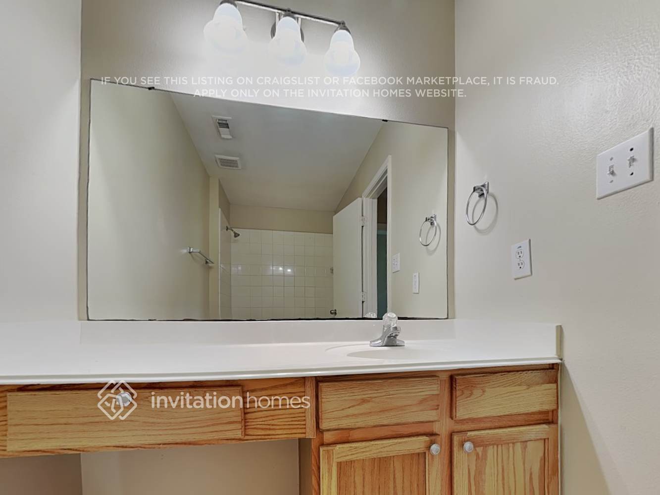 Building Photo - 9206 Rosewell Ct