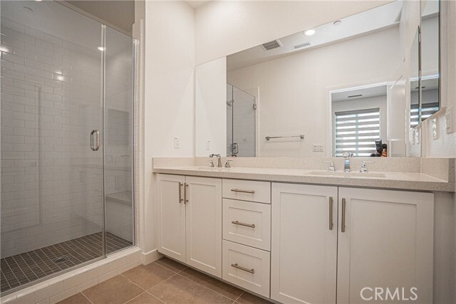 Building Photo - 2317 W Broadway