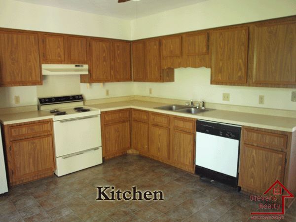 Building Photo - 404 Oriole Dr