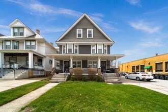 Building Photo - 1422 Alameda Ave