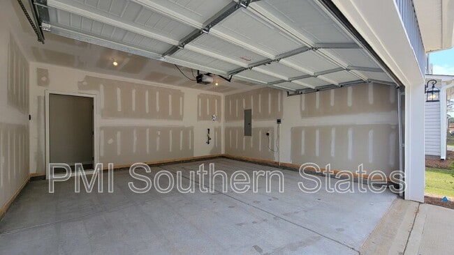 Building Photo - 108 Strongridge Trl