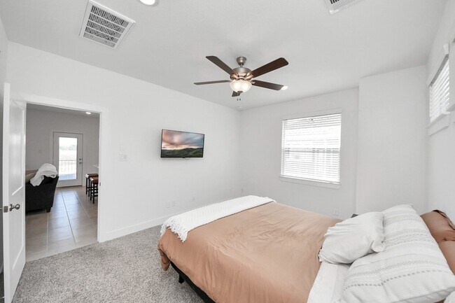 Building Photo - 7655 Jerrara Hts Ln