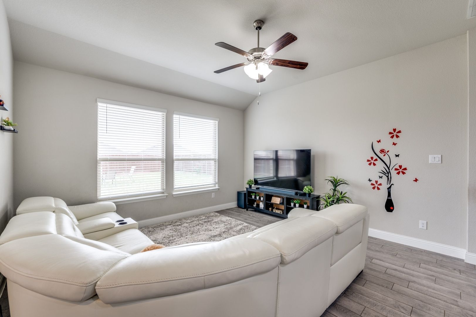 Building Photo - 2013 Gray Towers Way